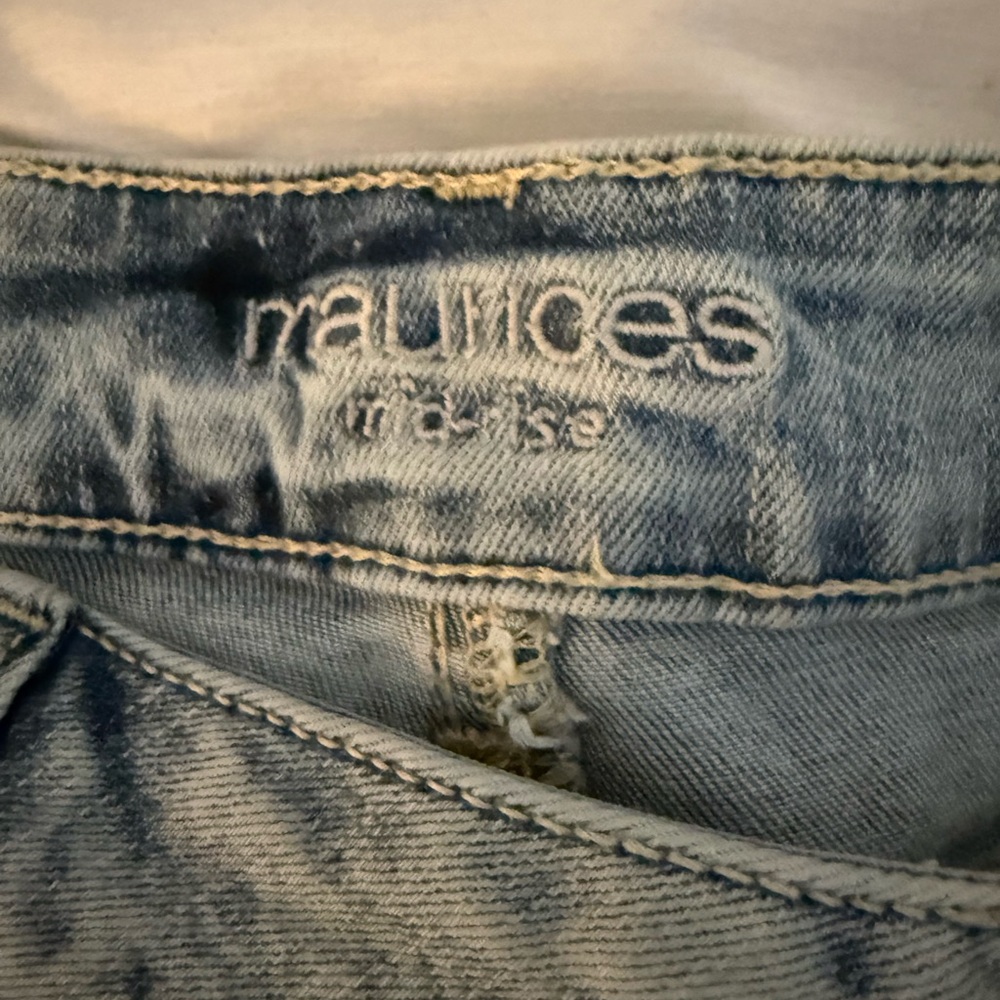 Light Wash Distressed Ripped Jeans - Light Blue - Picture 2 of 5